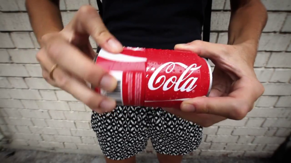 Coca cola sharing can canette-2013-05-29-12h27m51s110