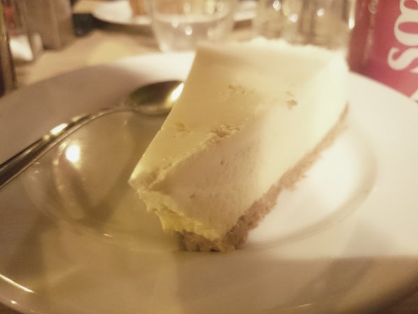 diner-bedford-burger-paris-restaurant-cheesecake